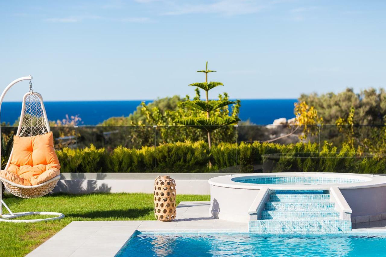 Evangelos Villas, Lavish Touch, By Thinkvilla Angeliana  エクステリア 写真