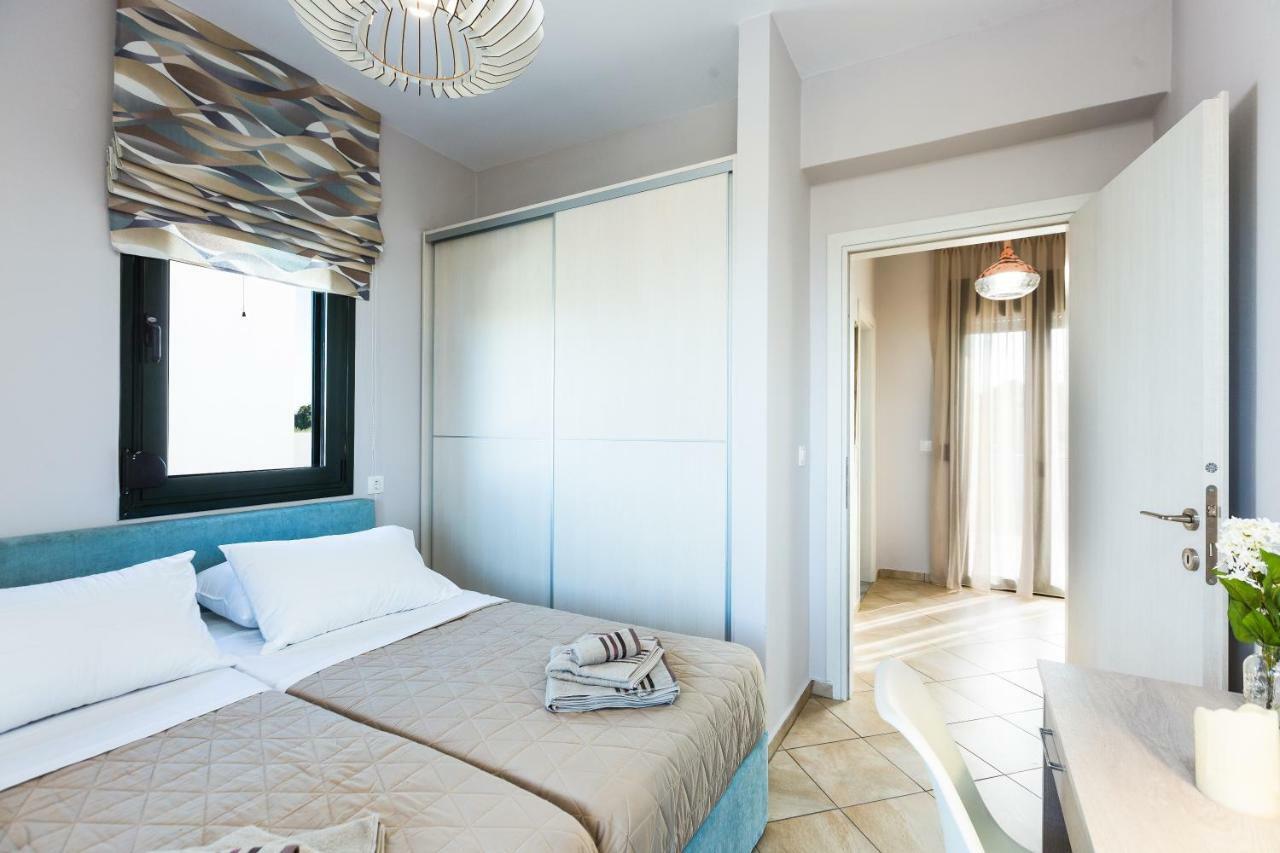 Evangelos Villas, Lavish Touch, By Thinkvilla Angeliana  エクステリア 写真
