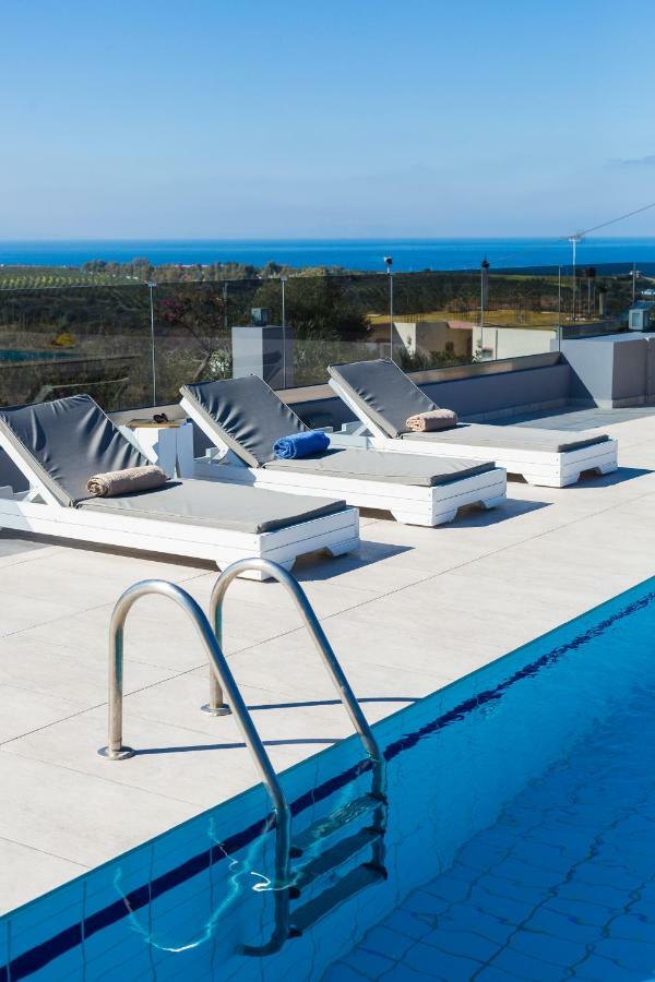Evangelos Villas, Lavish Touch, By Thinkvilla Angeliana  エクステリア 写真