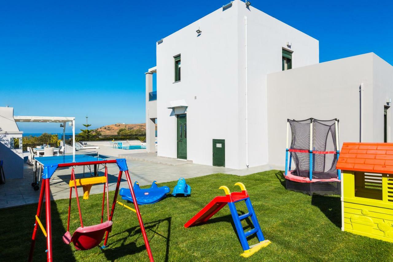 Evangelos Villas, Lavish Touch, By Thinkvilla Angeliana  エクステリア 写真